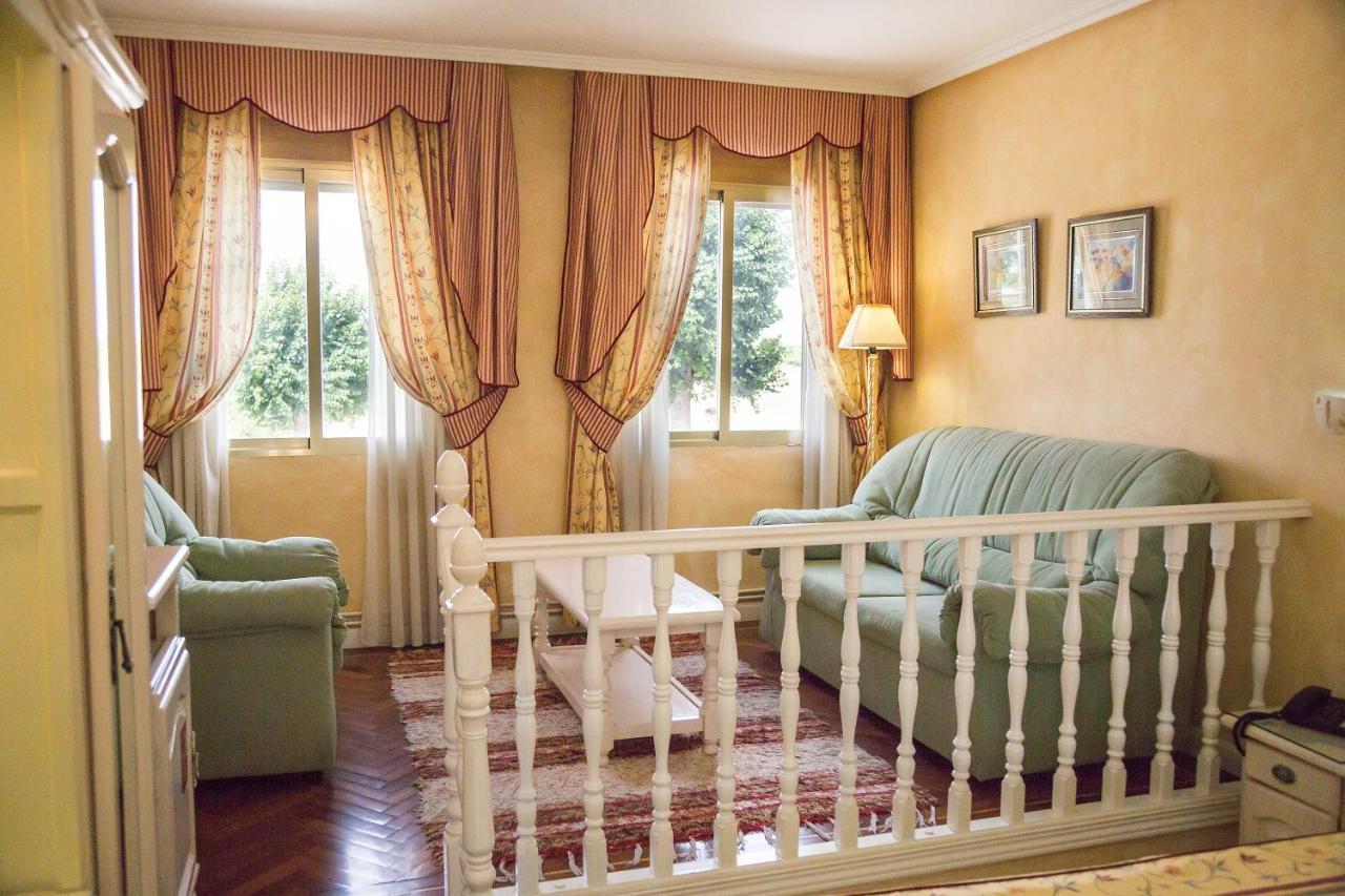 Los Arcos Dosbarrios Екстериор снимка